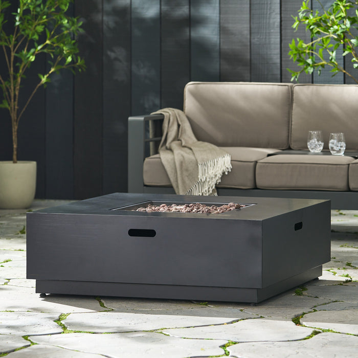 39'' SQUARE IRON FIRE PIT - 50 000 BTU (Tank cover not Included)