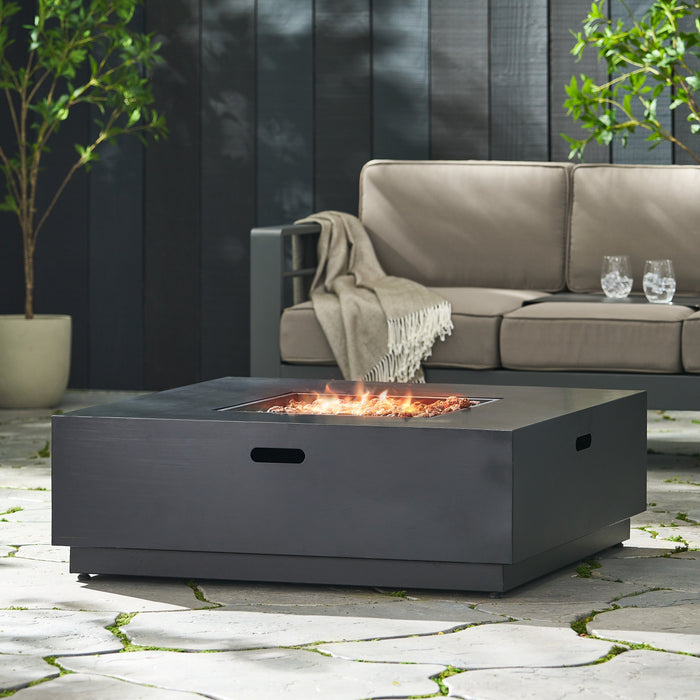 39'' SQUARE IRON FIRE PIT - 50 000 BTU (Tank cover not Included)