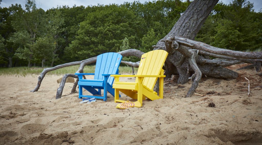 C.R Plastic Kids Adirondack