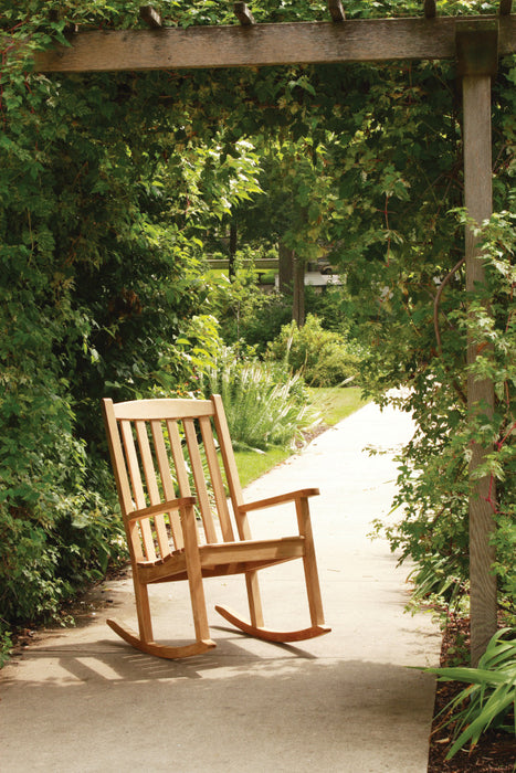 Three Birds Casual Brittany Rocker