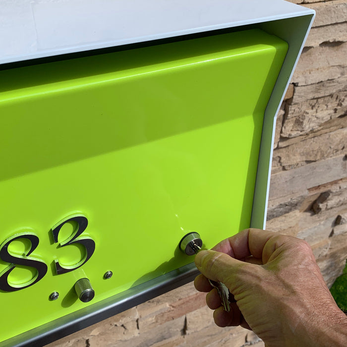 RetroBox Locking Wall Mount Mailbox in JET BLACK