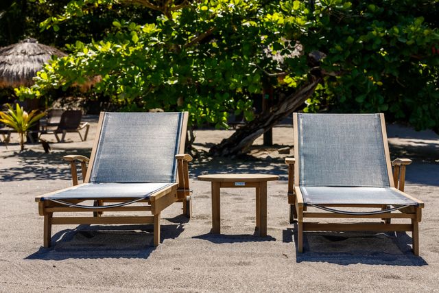 Three Birds Casual Riviera Lounger