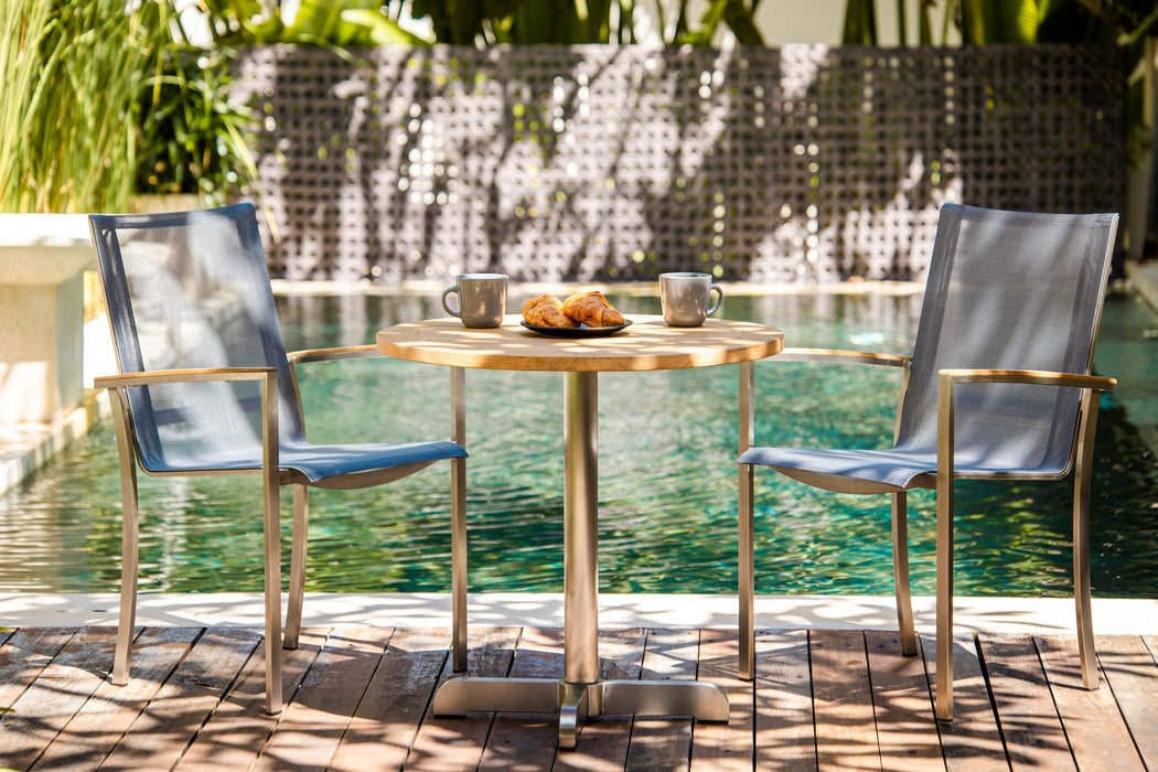 Three Birds Casual Avanti Round Pedestal Table 30"