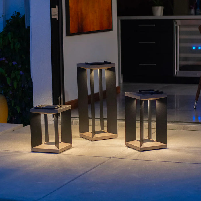 Les Jardins Blade 2.0 Solar Outdoor Light