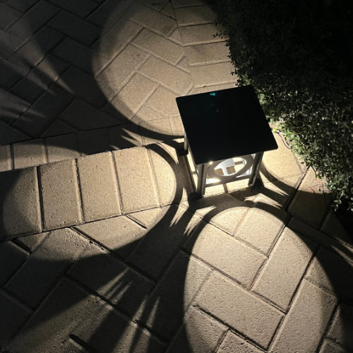 RadiantLight Circles Breeze Block Landscape Light - Garden Light