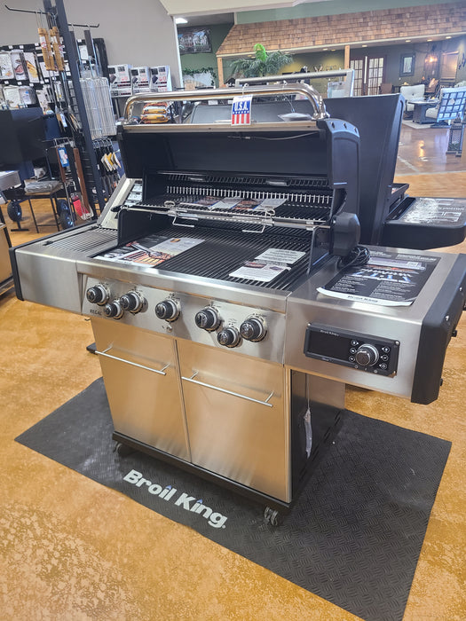 Broil King iQue Regal QS 590 IR LP, 55K BTU, 625 sq in, 5 dual tube burners