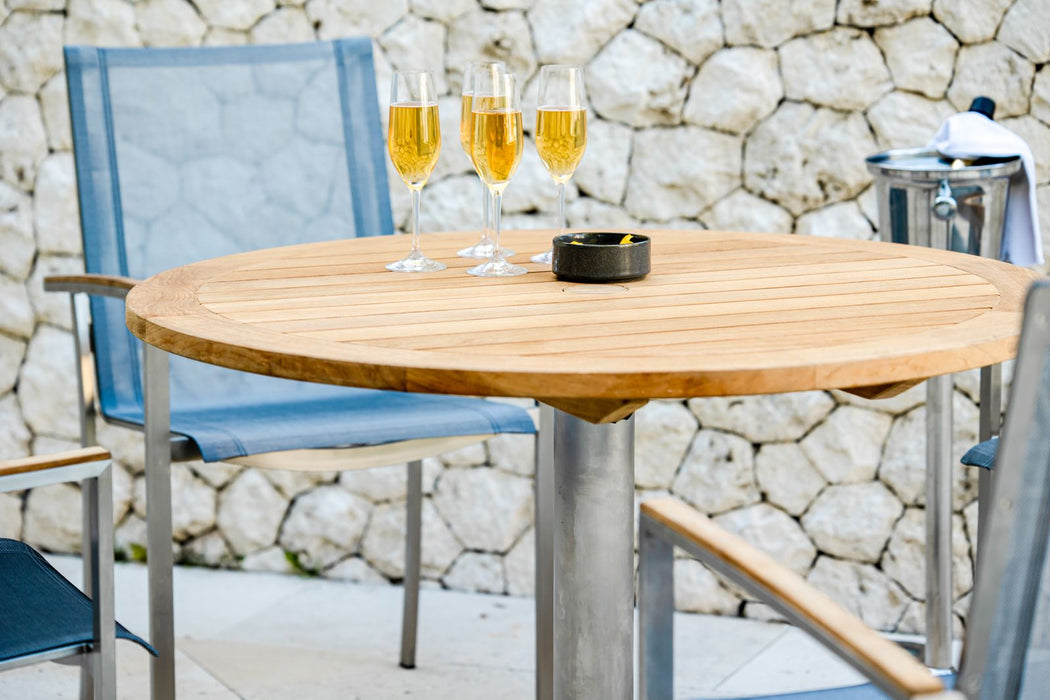 Three Birds Casual Avanti Round Pedestal Table 40"