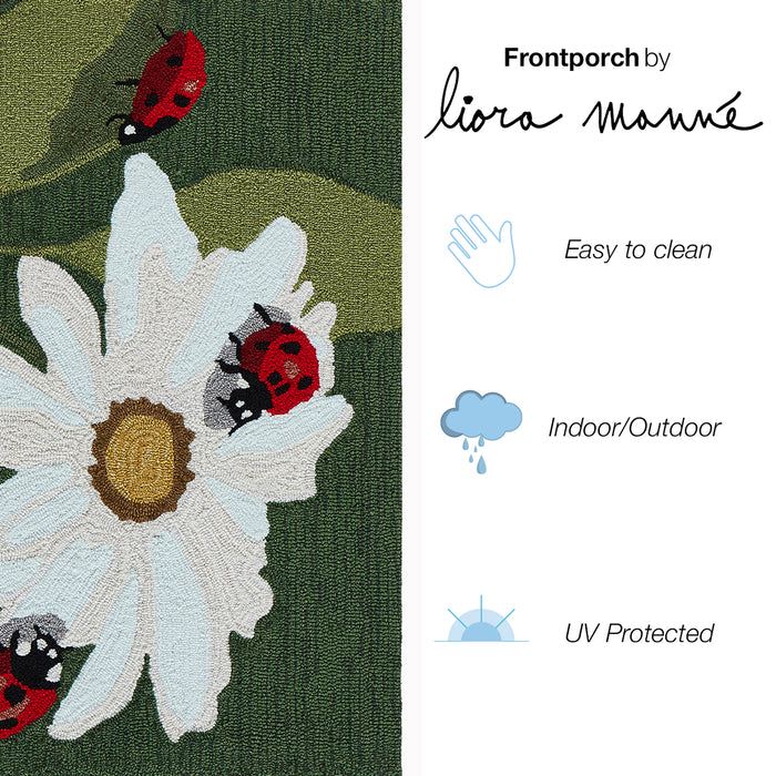 Liora Manne Frontporch Ladybugs Indoor/Outdoor Rug Green